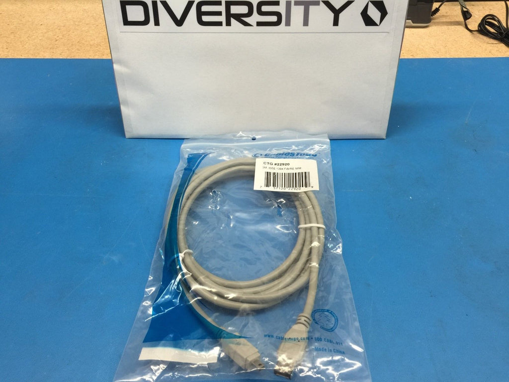 Cables To Go 22920 (D1394B3M6C4C) 3M IEEE-1394 Firewire 6pin to 4pin Male/Male